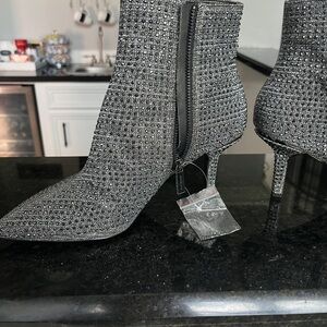 Micheal khors ankle boots size 8